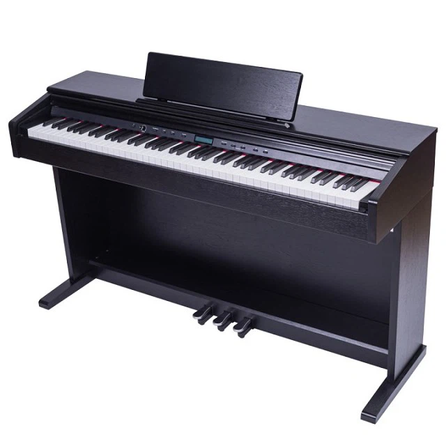 Senovinis vertikalus skaitmeninis pianinas